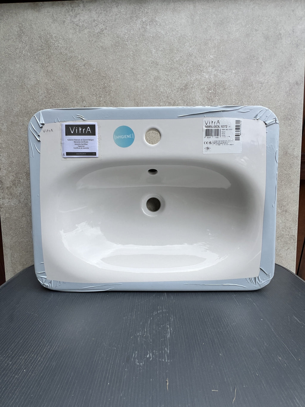 VITRA NEST 600MM 1TH surface mounted basin with led light WHITE 5685B003-7200