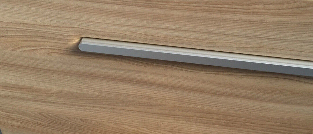 Villeroy & Boch Subway 2.0 vanity unit in elm impresso glasstop 100cm A7011RPN