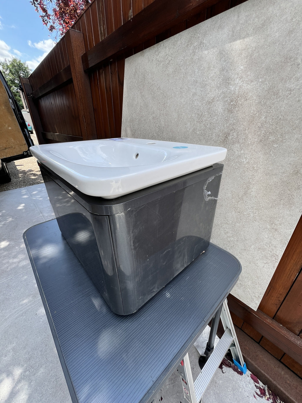Vitra Nest Trendy vanity unit gloss Anthracite finish  60cm with basin 56316