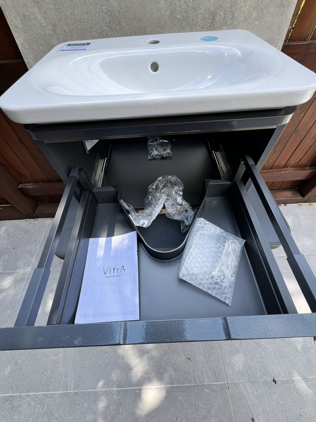 Vitra Nest Trendy vanity unit gloss Anthracite finish  60cm with basin 56316