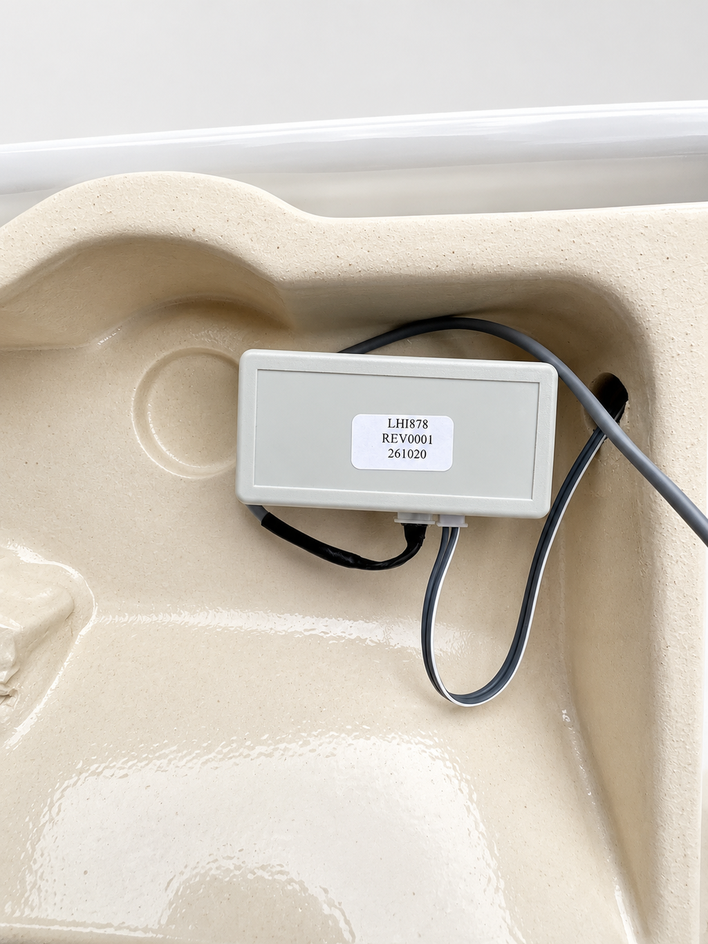 VitrA Nest LED controller and wiring detail